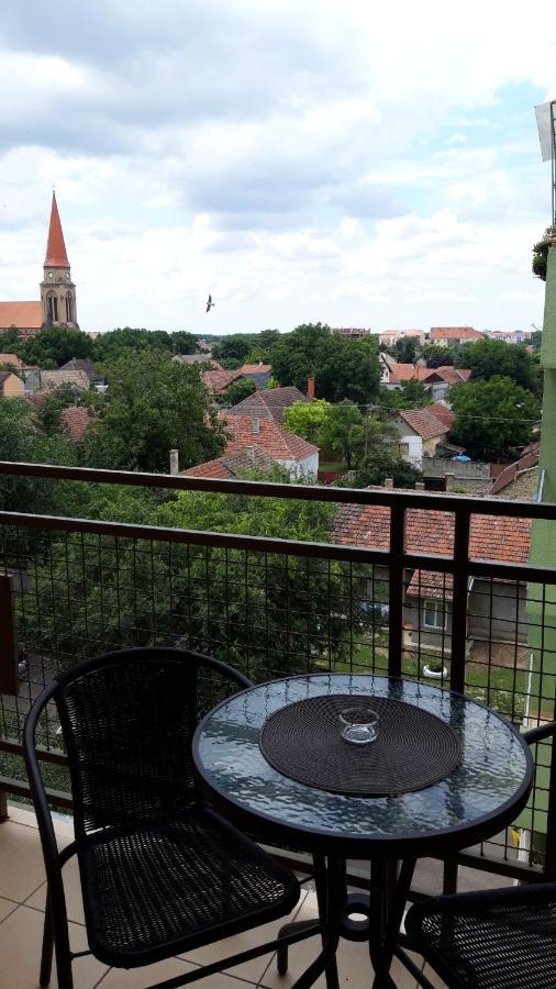 Apartman Studio Niki Subotica Extérieur photo