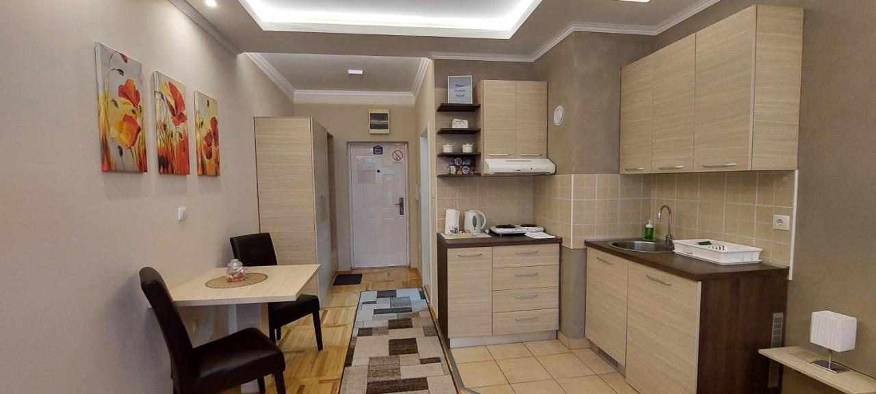 Apartman Studio Niki Subotica Extérieur photo